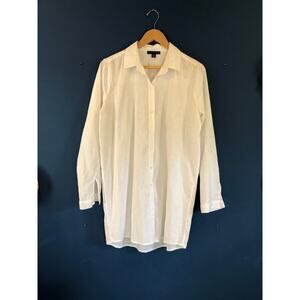 SAKS FIFTH AVENUE!  Long-sleeve, button-down, Women's Shirt, Size Medium